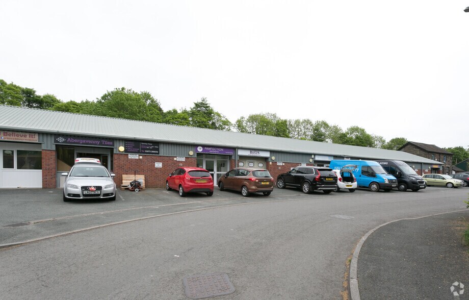 Station Rd, Abergavenny à louer - Photo du bâtiment - Image 3 de 3