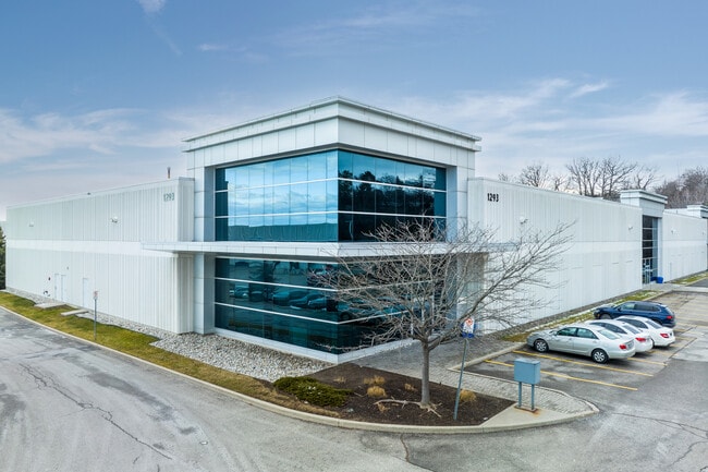 More details for 1293 N Service Rd E, Oakville, ON - Industrial for Lease