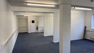 Northolt Dr, Bolton à louer Photo intérieure- Image 1 de 3