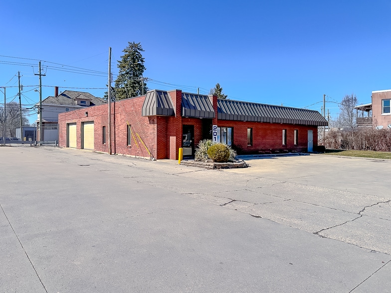 2014 S Calhoun St, Fort Wayne, IN for sale - Building Photo - Image 2 of 26