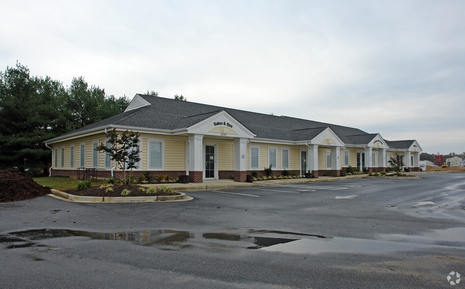 22341-22345 Greenview Pky, Great Mills, MD for lease - Primary Photo - Image 1 of 2