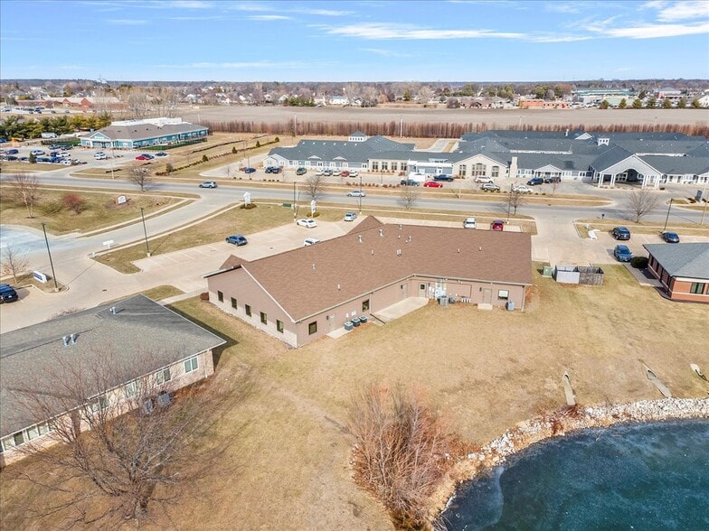 3330 Hedley Rd, Springfield, IL for lease - Building Photo - Image 3 of 3