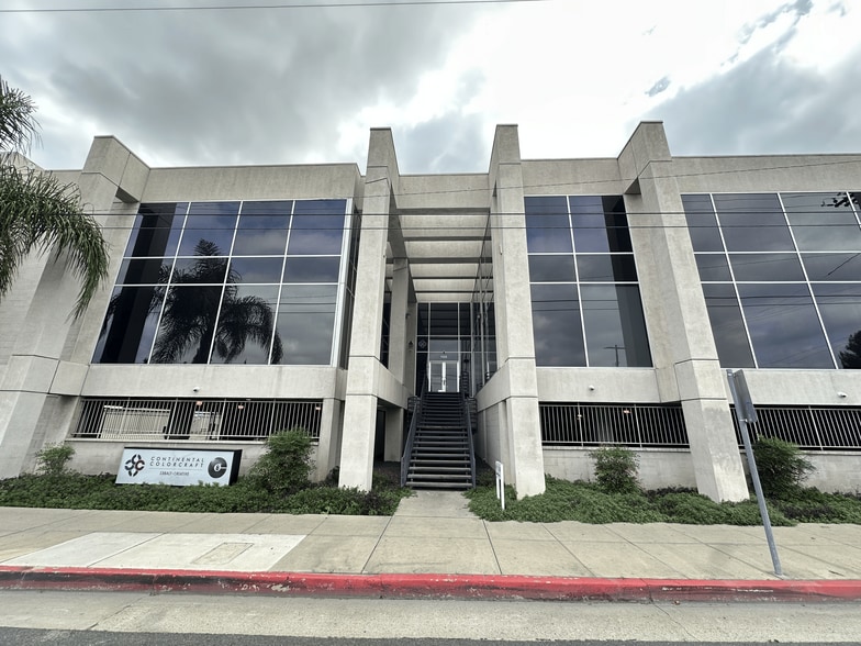 1166 W Garvey Ave, Monterey Park, CA for lease - Building Photo - Image 1 of 20