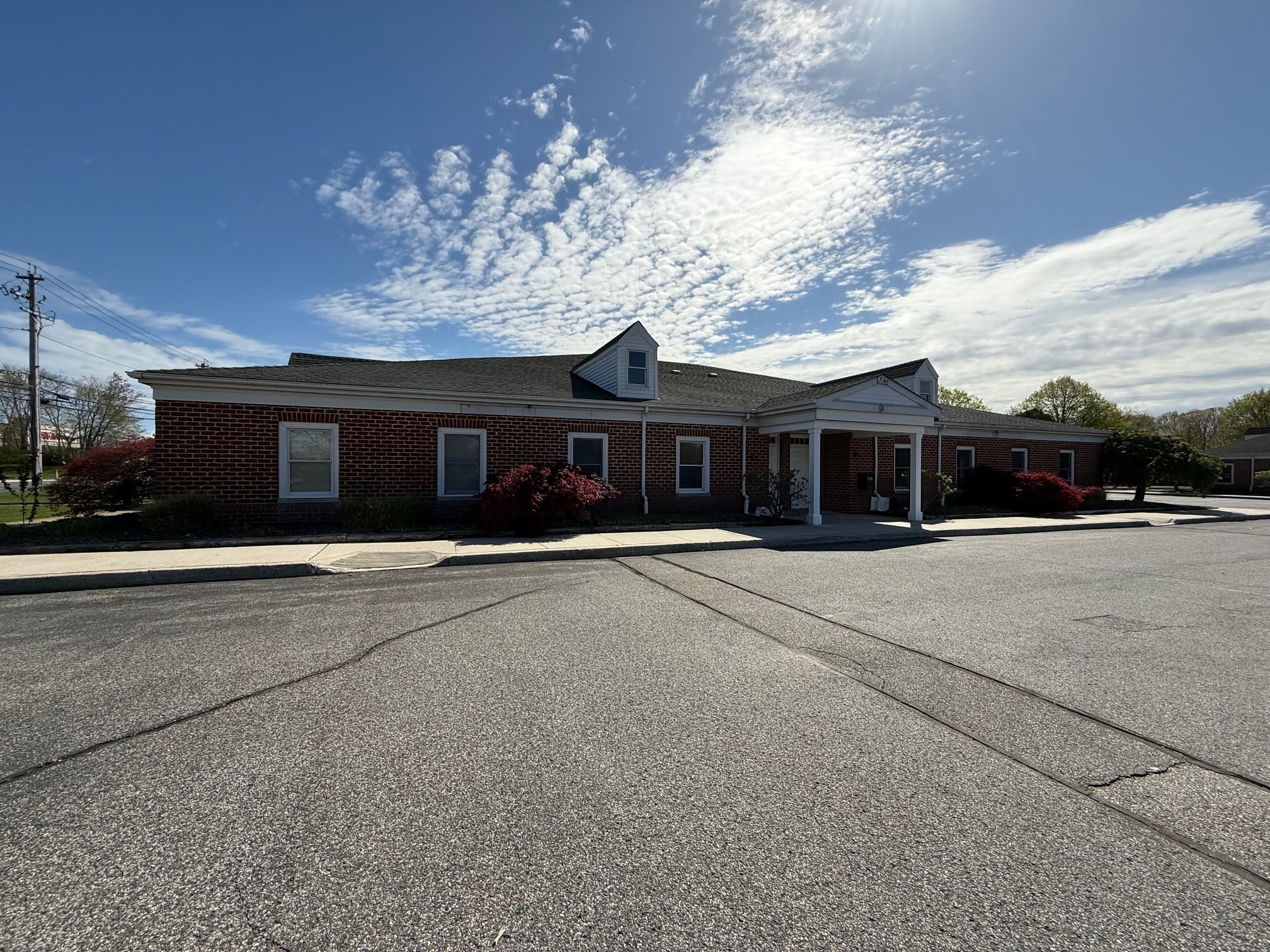 1149 Old Country Rd, Riverhead, NY for lease Building Photo- Image 1 of 19