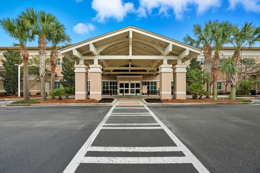 75 Baylor Dr, Bluffton, SC à louer - Photo du bâtiment - Image 2 de 26