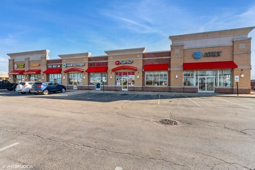 277-297 S Weber Rd, Romeoville, IL à louer - Photo du bâtiment - Image 3 de 19