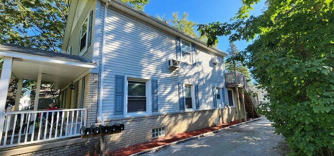 More details for 70190 N Main St, Richmond, MI - Multifamily for Sale