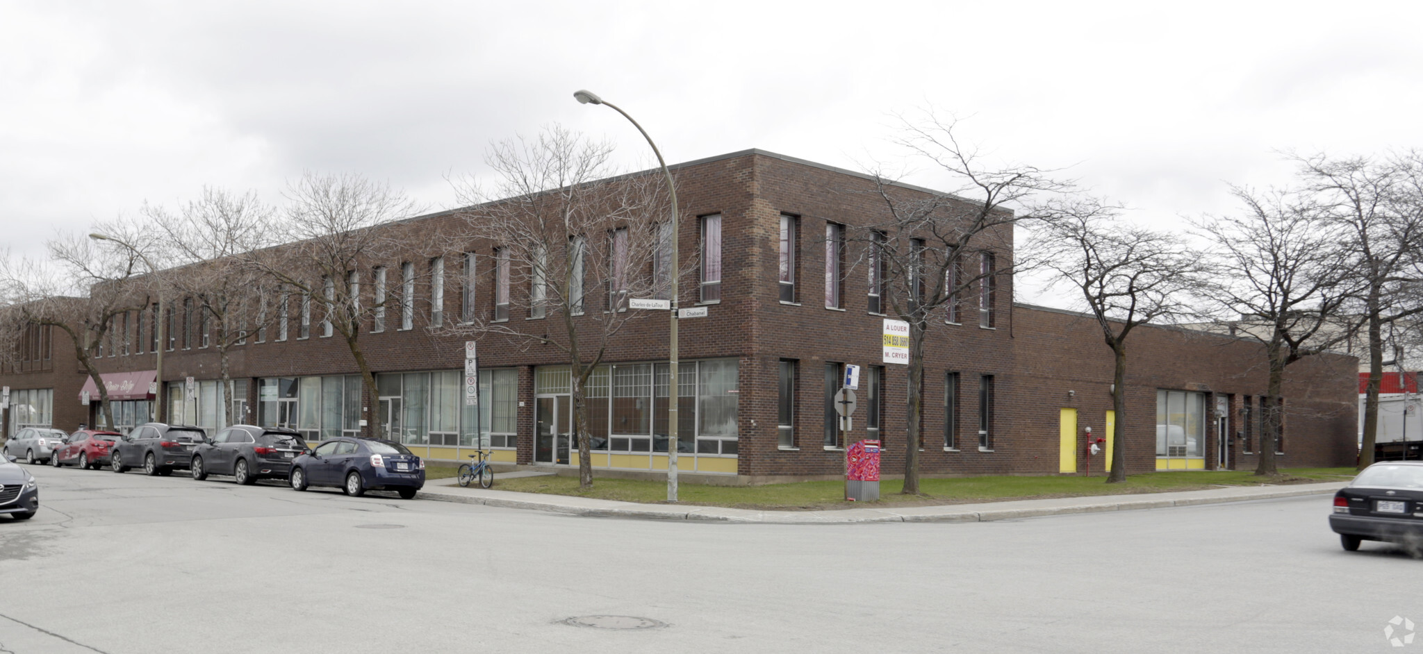 1550-1590 Rue Chabanel O, Montréal, QC for lease Primary Photo- Image 1 of 20