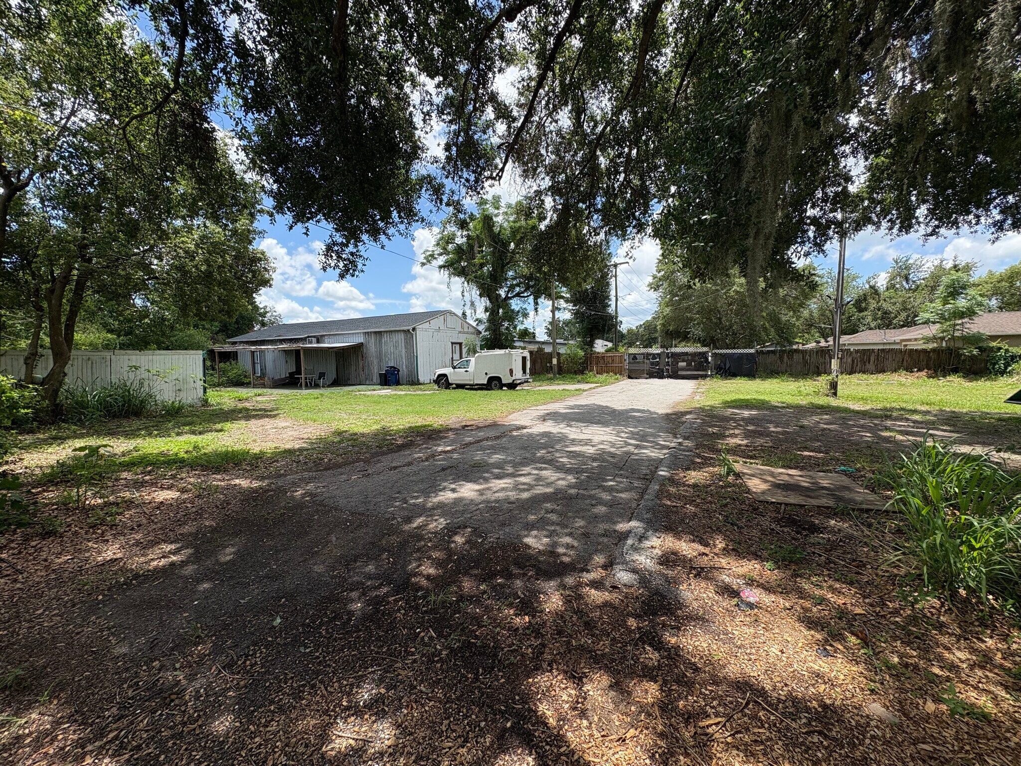 8817 N 15th St, Tampa, FL à vendre Photo du bâtiment- Image 1 de 1