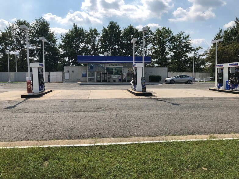 8250 Sudley Rd, Manassas, VA à louer - Photo du bâtiment - Image 1 de 4