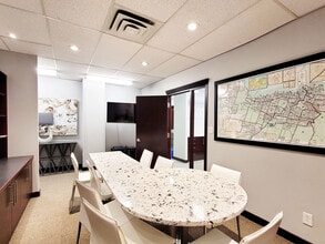 222 Somerset St W, Ottawa, ON à louer Photo intérieure- Image 1 de 8