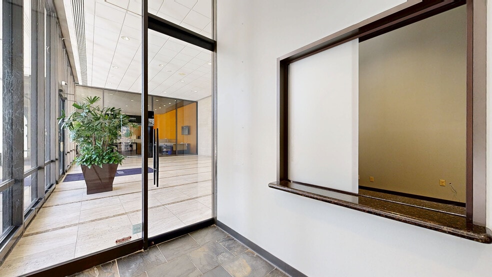 6200 Savoy Dr, Houston, TX for lease - Matterport 3D Scan - Image 3 of 23