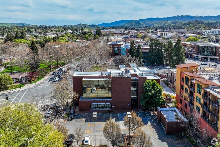 1400 Civic Dr, Walnut Creek, CA à louer - Photo du bâtiment - Image 3 de 6