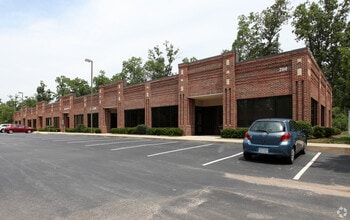 200 Cascade Pointe Ln, Cary, NC à louer Photo intérieure- Image 1 de 10