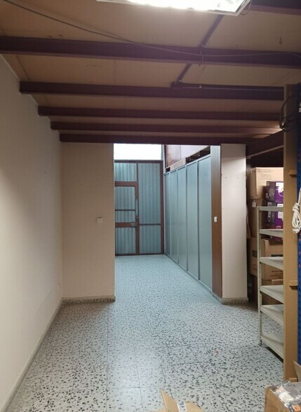 Retail in Pamplona for sale - Interior Photo - Image 3 of 6