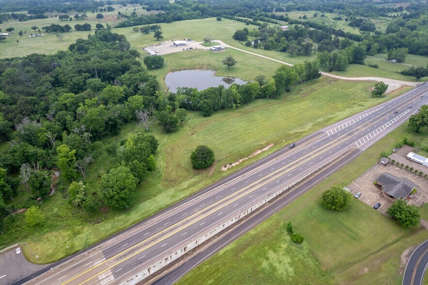 1826 S US Highway 69, Mineola, TX à vendre - Aérien - Image 2 de 12