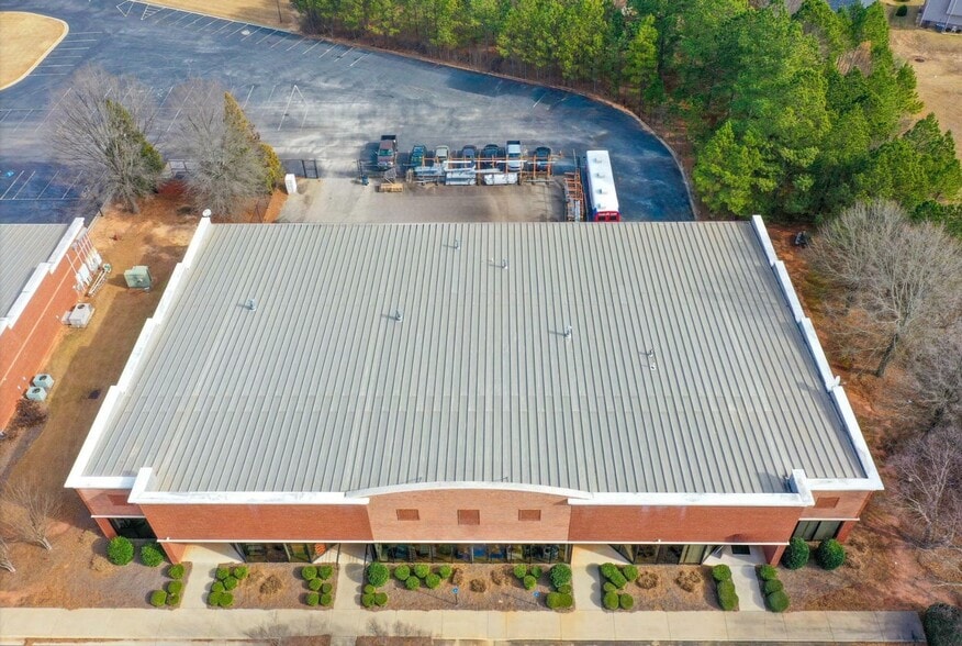 317-329 Westridge Pky, McDonough, GA à louer - Photo du bâtiment - Image 3 de 10