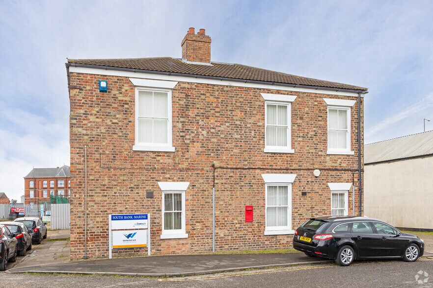 26 Flour Sq, Grimsby for lease - Building Photo - Image 3 of 3