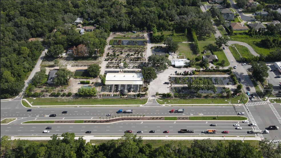 5650 Orange Boulevard & 121 North Center portefeuille de 2 propriétés à vendre sur LoopNet.ca - Photo du bâtiment - Image 2 de 17