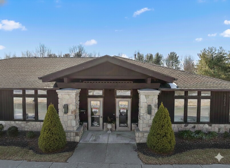 2275 Highway 33, Hamilton Square, NJ à vendre - Photo du bâtiment - Image 2 de 24