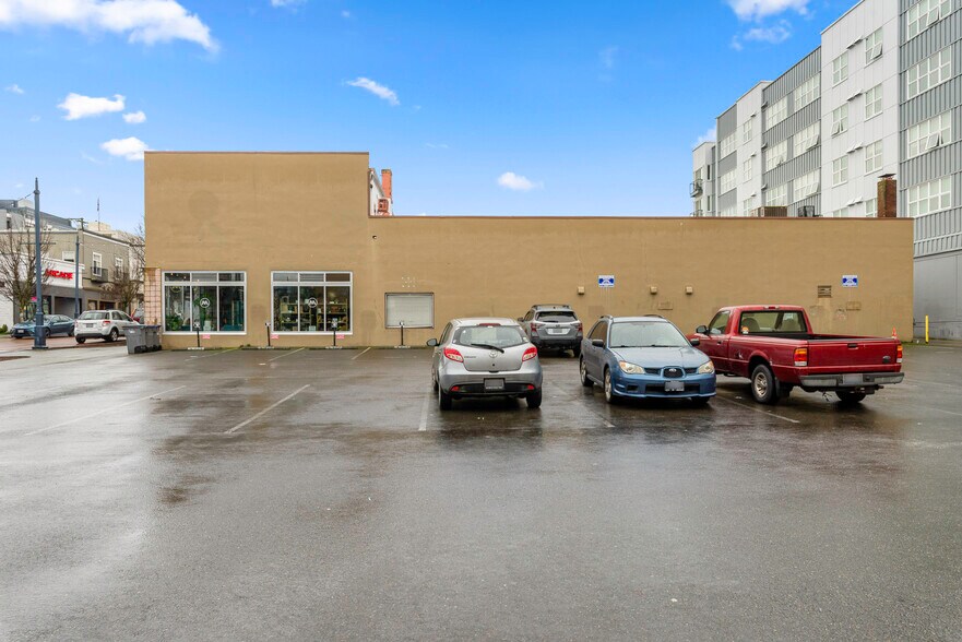 615-619 4th St, Bremerton, WA à vendre - Photo du bâtiment - Image 3 de 20