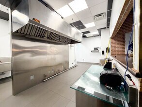 5640 Spring Garden Rd, Halifax, NS à louer Photo intérieure- Image 2 de 4