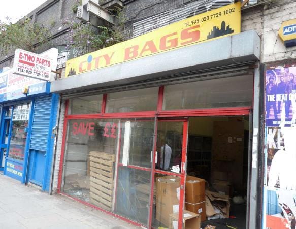 Cambridge Heath Rd, Londres à louer - Photo du bâtiment - Image 2 de 31