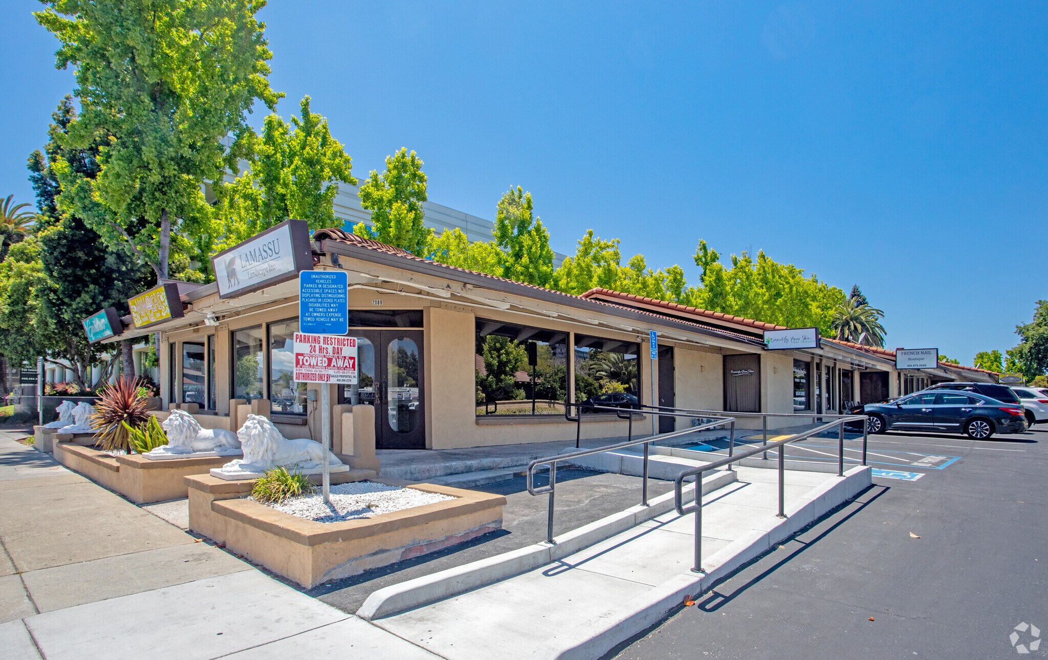 2089-2099 S Bascom Ave, Campbell, CA à louer Photo du bâtiment- Image 1 de 4