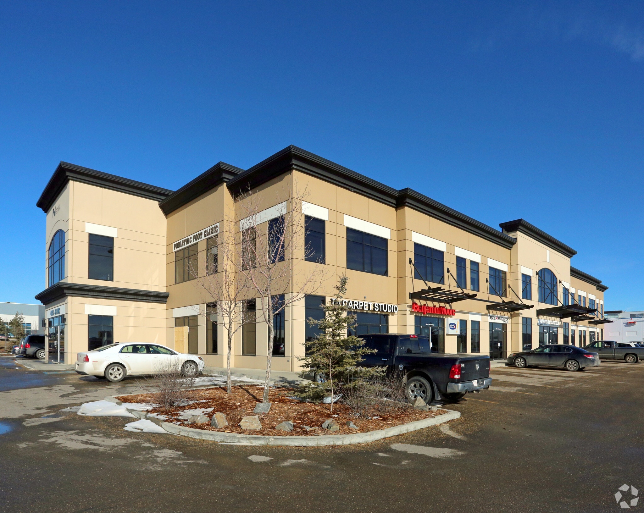 4935-4947 55 Av NW, Edmonton, AB for sale Primary Photo- Image 1 of 1