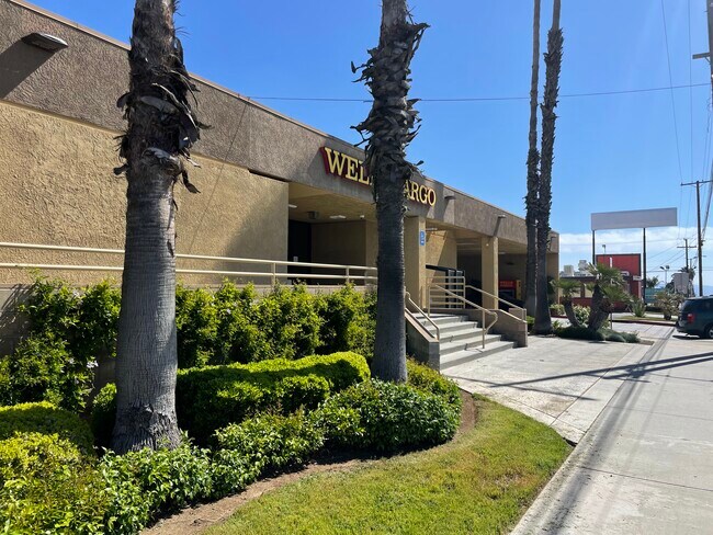 More details for 1735-W W Ramsey St, Banning, CA - Retail for Sale