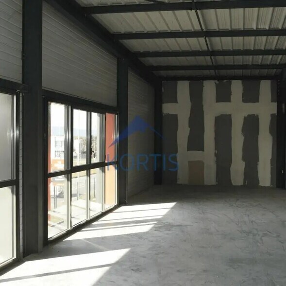 Bureau dans Arnas à louer - Photo intérieure - Image 3 de 3