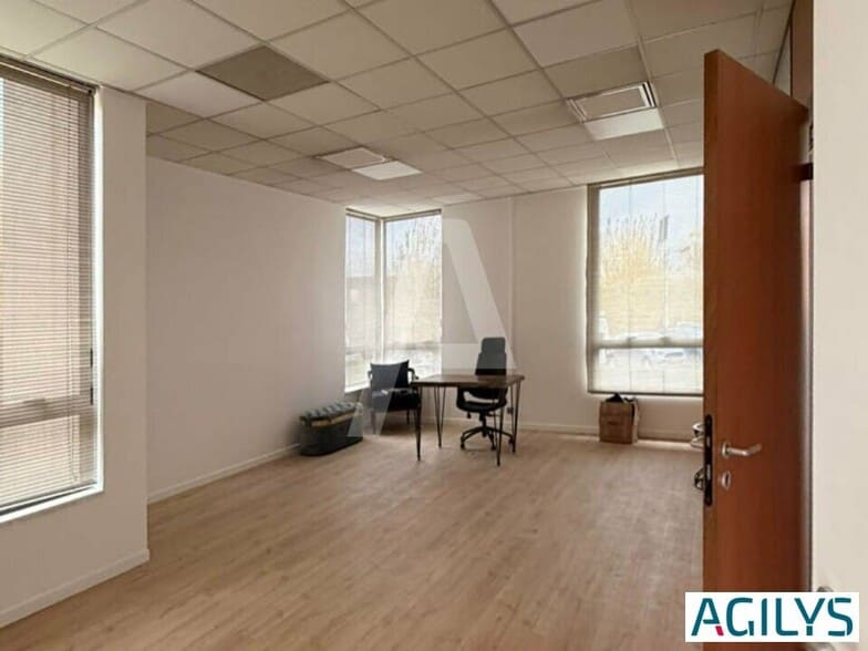 23 Rue Du Saule Trapu, Massy à louer - Photo intérieure - Image 3 de 10