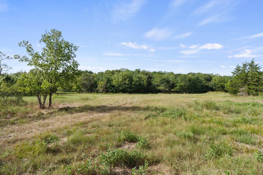 379.5 ac County Road 2508, Caddo Mills, TX à vendre - Photo du bâtiment - Image 3 de 18