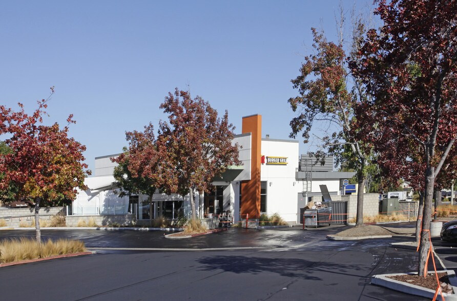701-727 Sunnyvale Saratoga Rd, Sunnyvale, CA à louer - Photo principale - Image 3 de 7