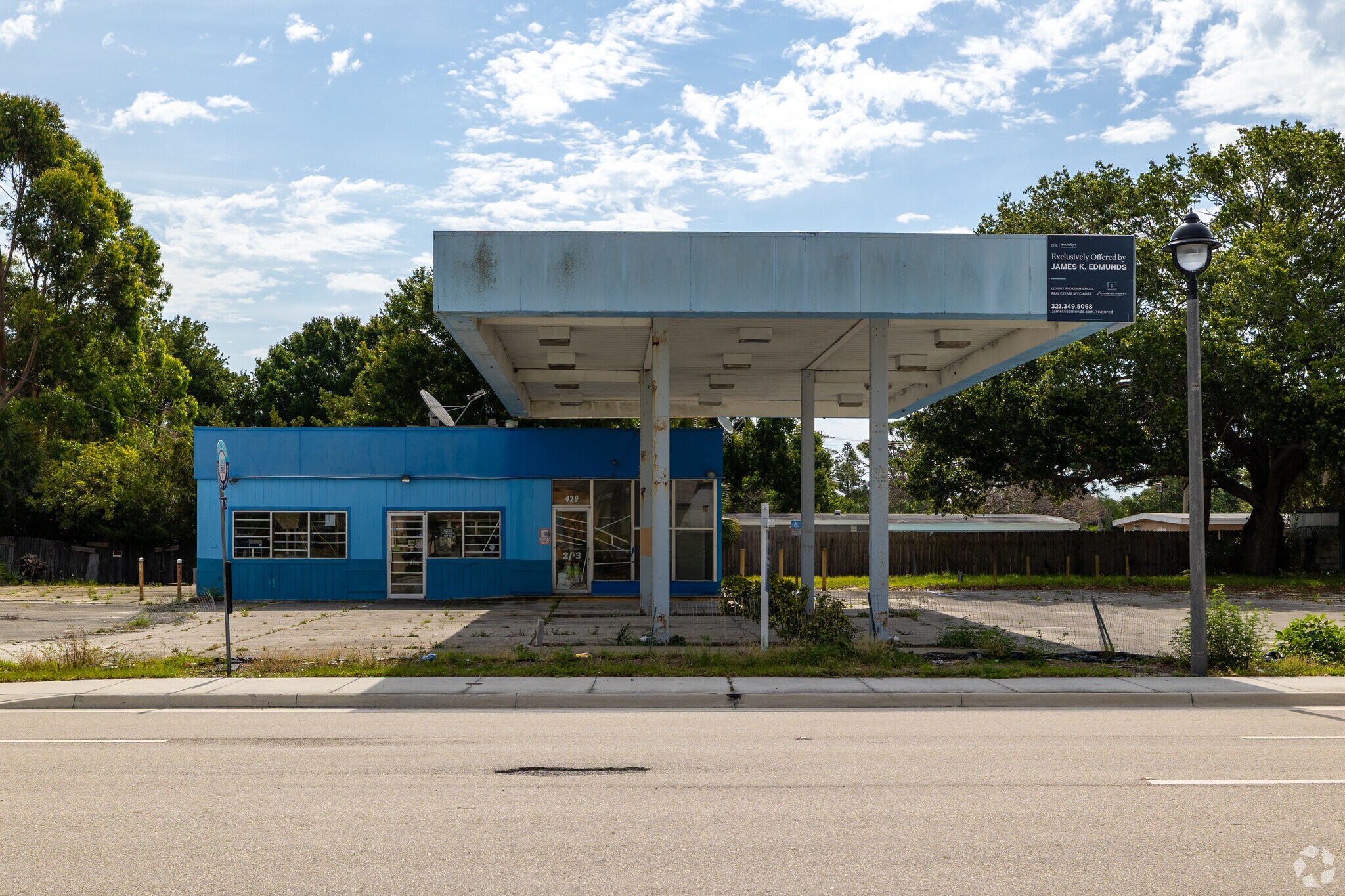 427-429 S Babcock St, Melbourne, FL à vendre Photo du bâtiment- Image 1 de 2