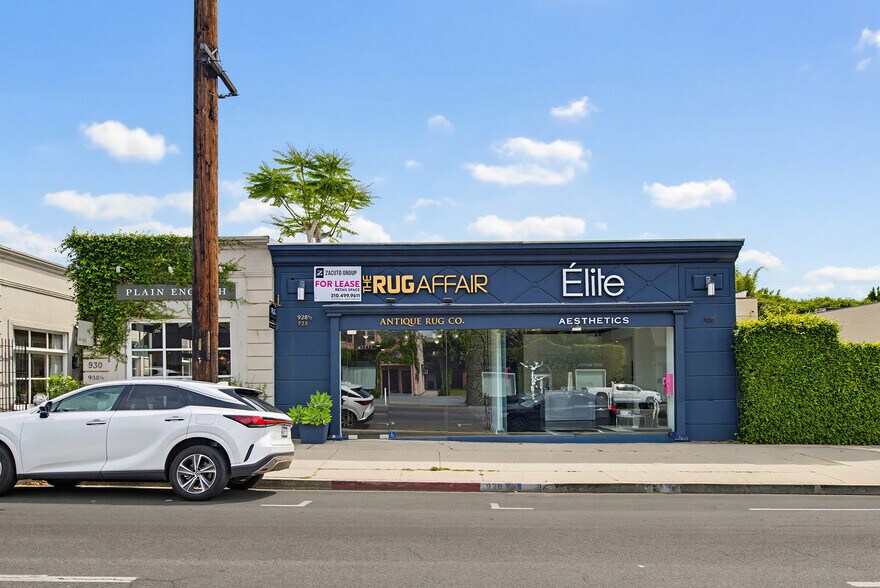926-928 N La Cienega Blvd, West Hollywood, CA à louer - Photo du bâtiment - Image 2 de 9