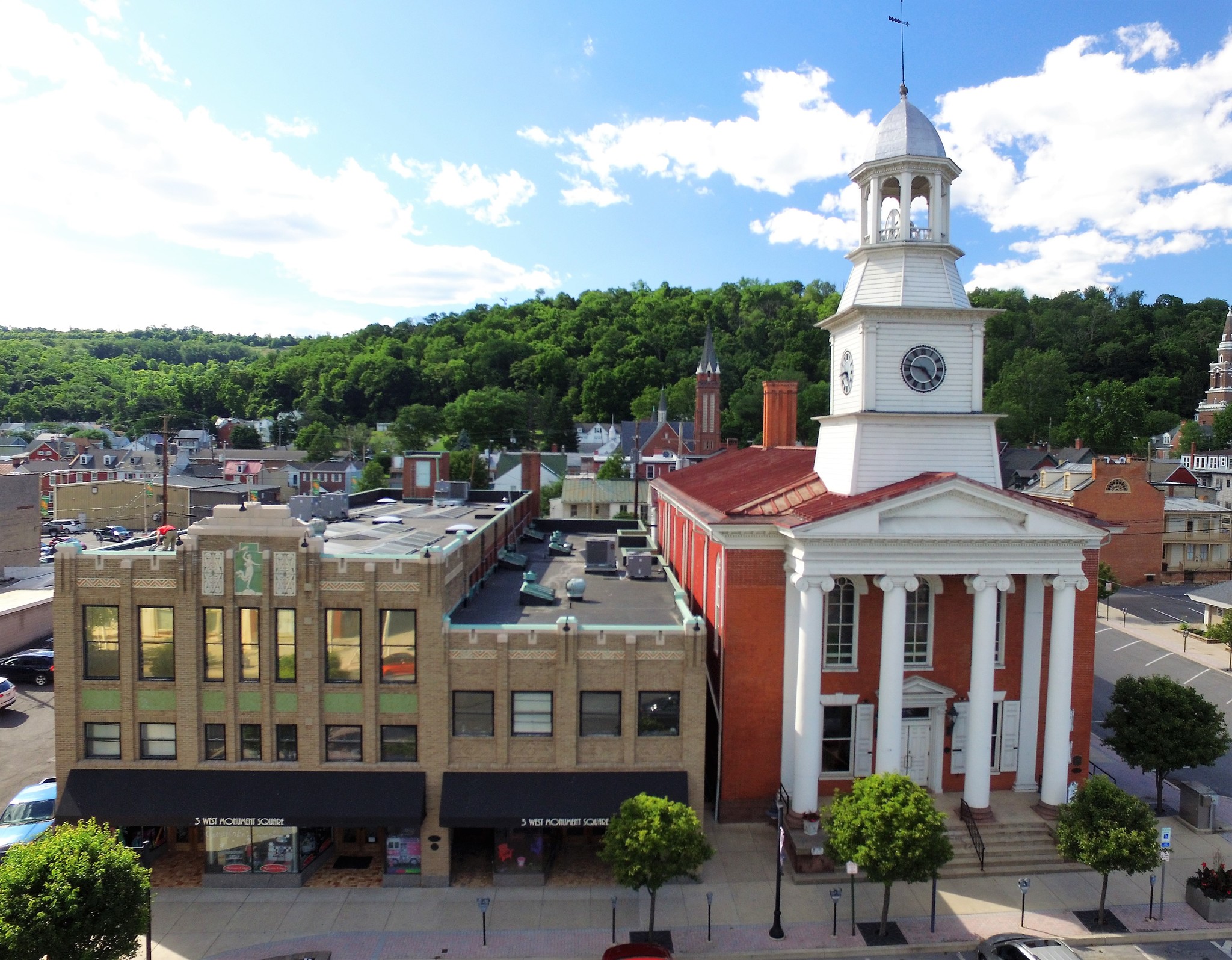 3 W Monument Sq, Lewistown, PA for lease Building Photo- Image 1 of 6