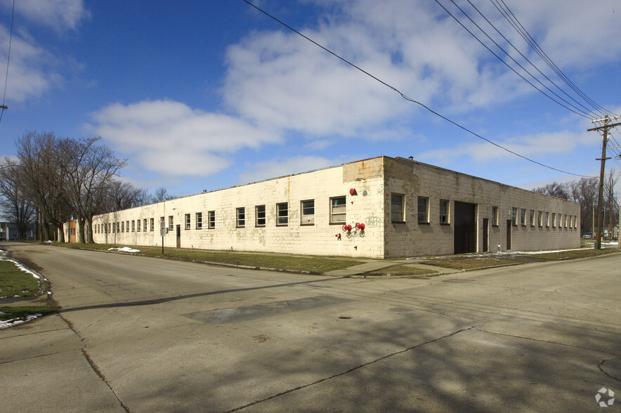 500 Madison St, Conneaut, OH à vendre - Photo principale - Image 1 de 1