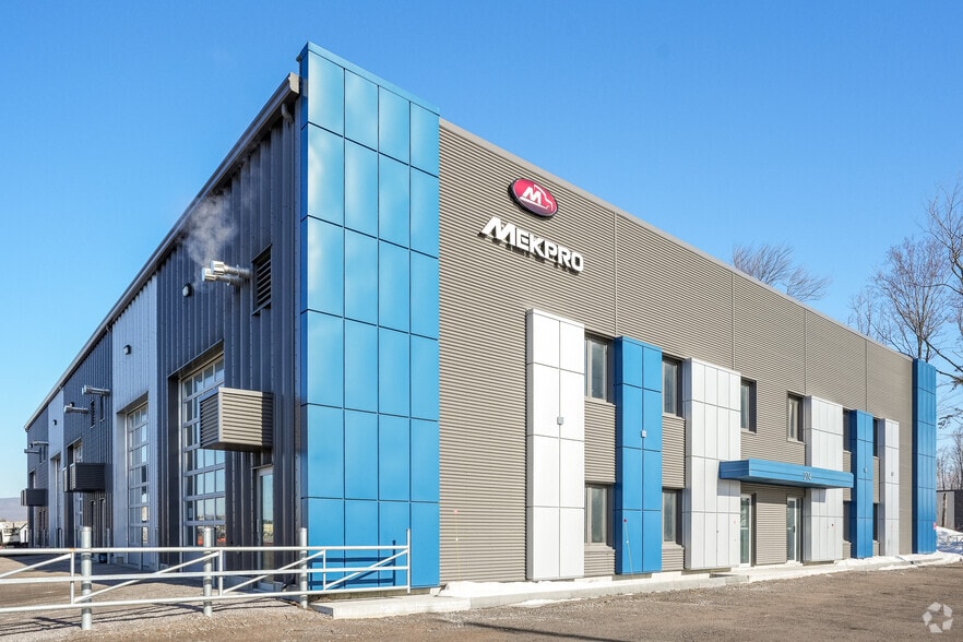 270 Rue De Rotterdam, Saint-augustin-de-desmaures, QC à louer - Photo principale - Image 1 de 2