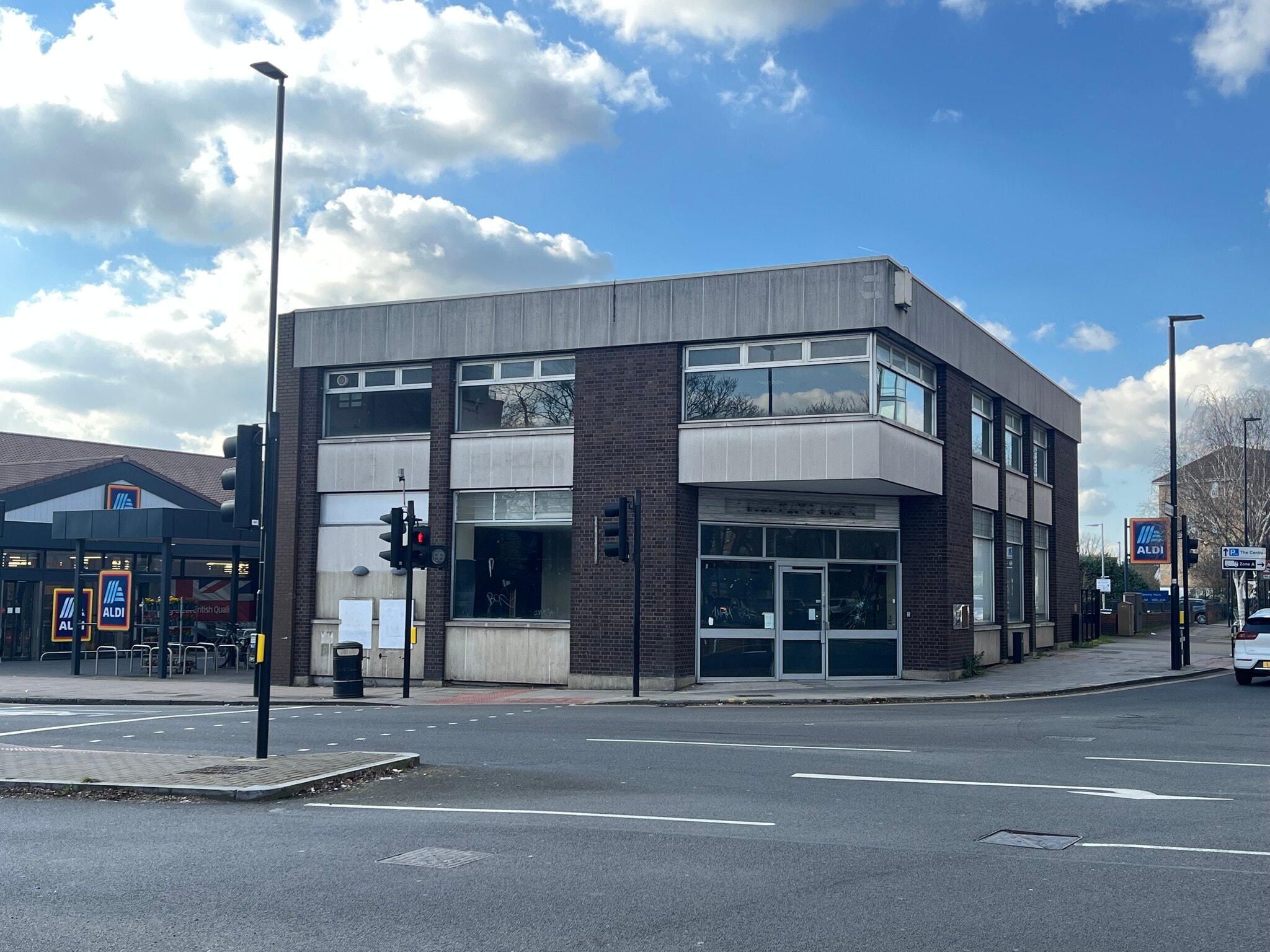 72-74 High St, Feltham for lease Building Photo- Image 1 of 6