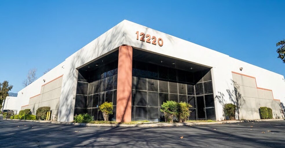 12220 4th St, Rancho Cucamonga, CA for lease - Primary Photo - Image 1 of 15