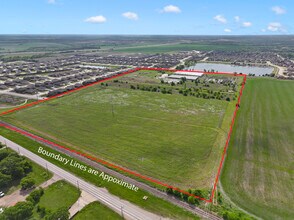 1402 Wyatt St, Waxahachie, TX - Aerial  map view - Image1