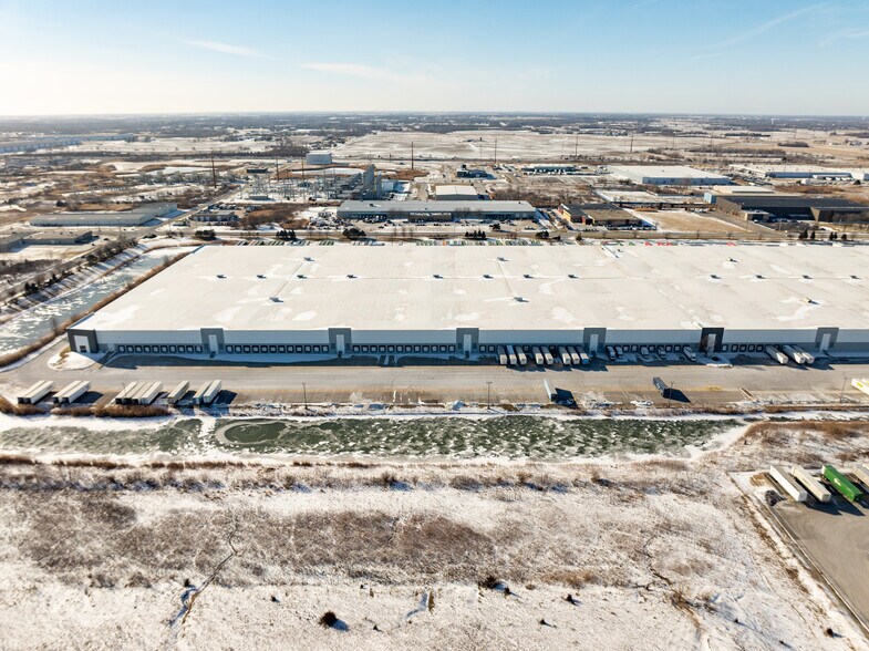 701 Central Ave, University Park, IL à louer - Photo du bâtiment - Image 3 de 10