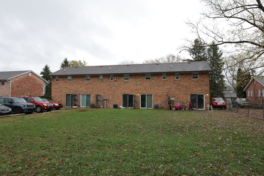 7624 Rosewood Dr, Blanchester, OH à vendre - Photo du b timent - Image 3 de 21