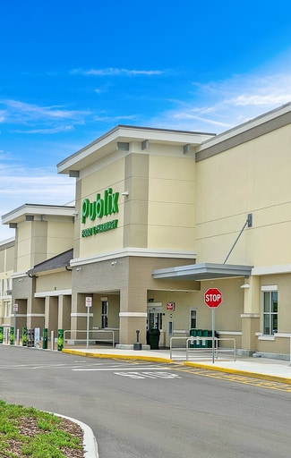 Plus de détails pour 21 Alafaya Woods Blvd, Oviedo, FL - Commerce de détail à louer