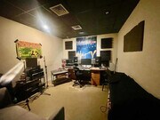 Un espace créatif idéal pour les musiciens et producteurs.