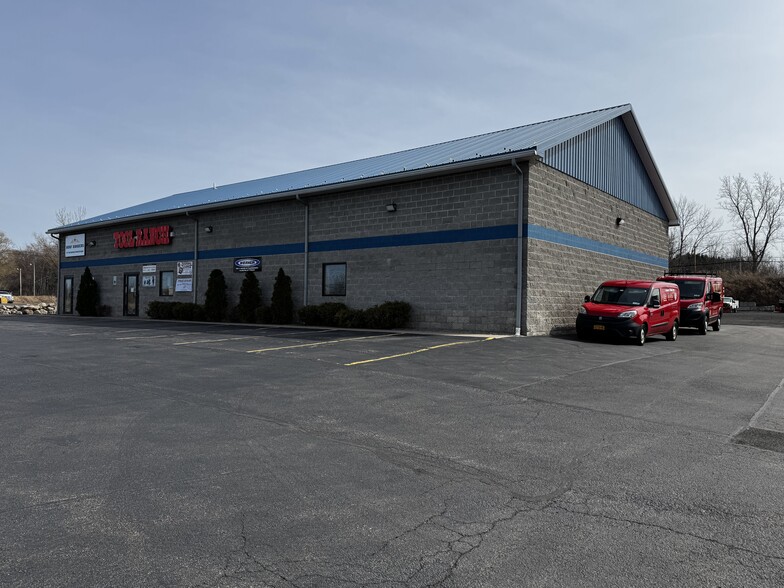406 Rt-104, Ontario, NY for lease - Building Photo - Image 1 of 9