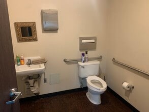 12998 Hesperia Rd, Victorville, CA for lease Interior Photo- Image 2 of 5