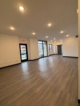 6101-6123 Nieman Road, Shawnee, KS for lease Building Photo- Image 1 of 5