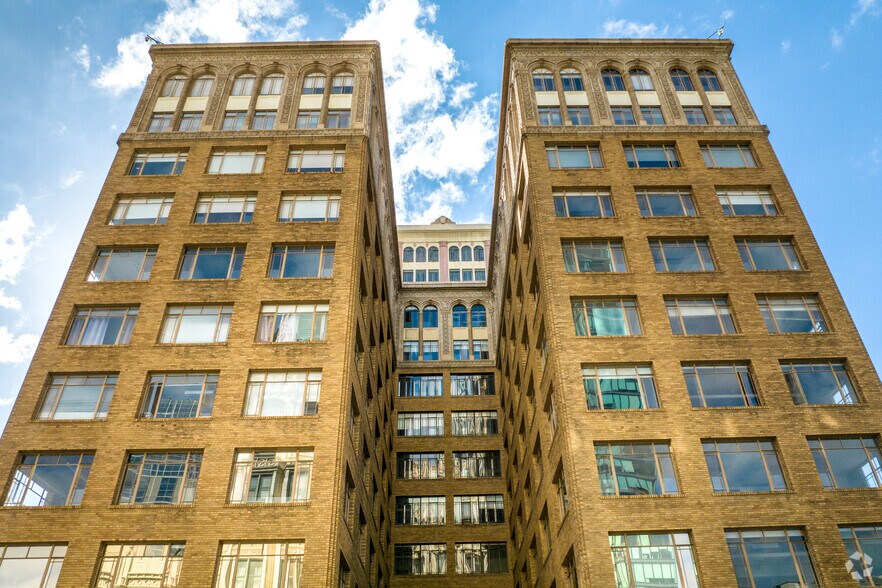 1601-1611 Telegraph Ave, Oakland, CA à louer - Photo du bâtiment - Image 2 de 13